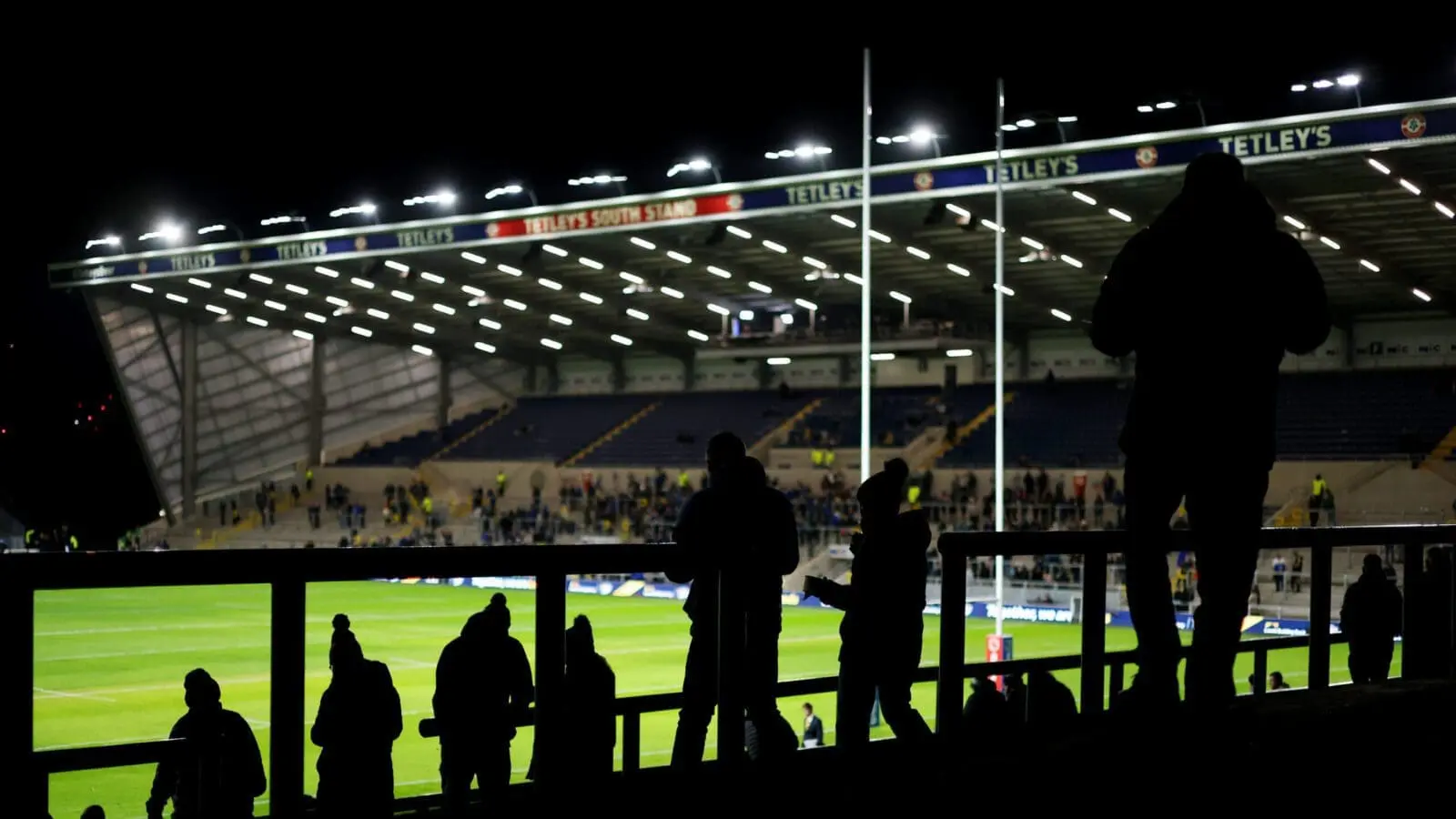 Leeds rhinos headingley scaled