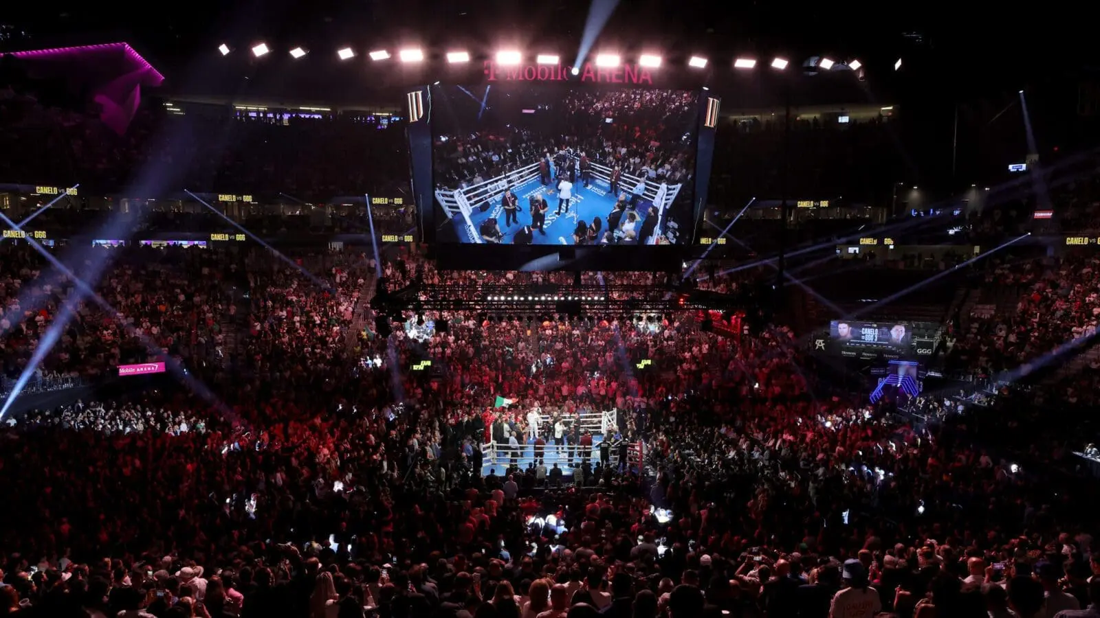 Boxing t mobile arena