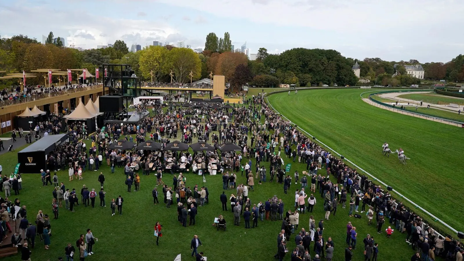 Longchamp prix de larc de triomphe scaled