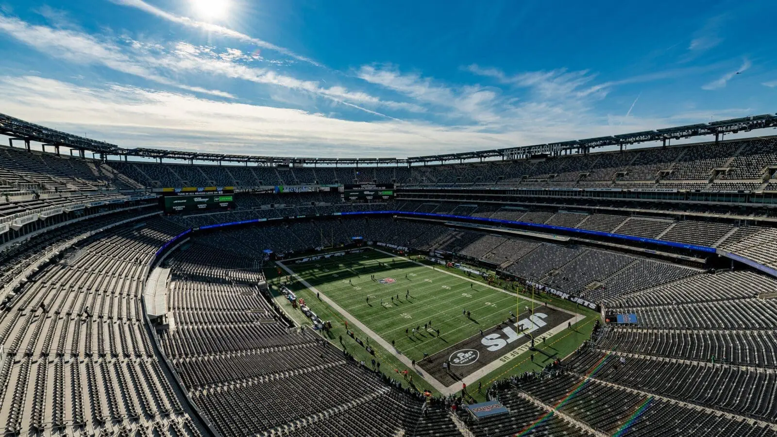 New jersey nets met life stadium scaled