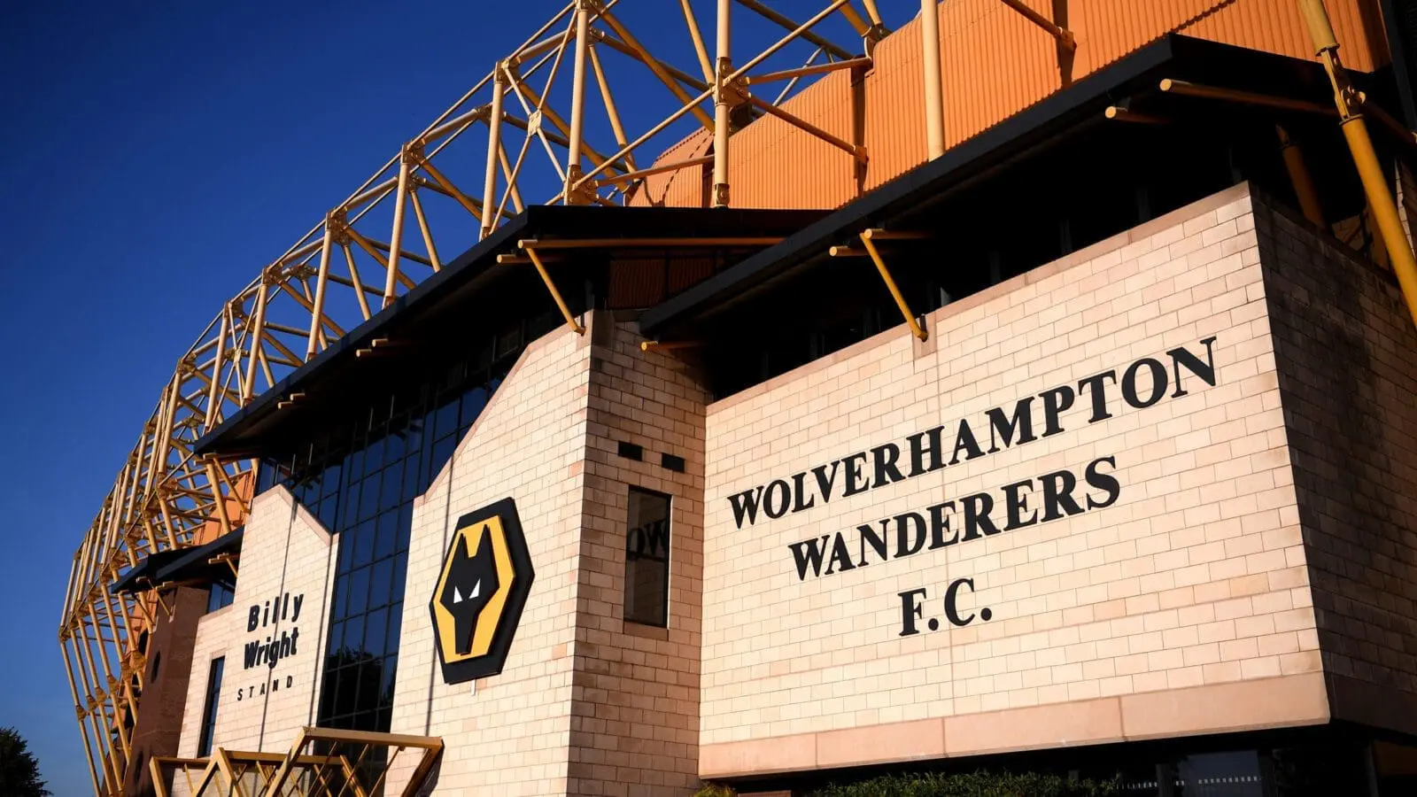 Wolves wolverhampton molineux scaled