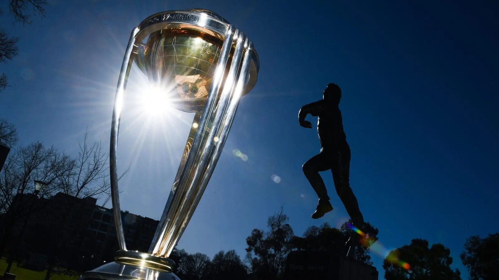Cricket world cup trophy scaled