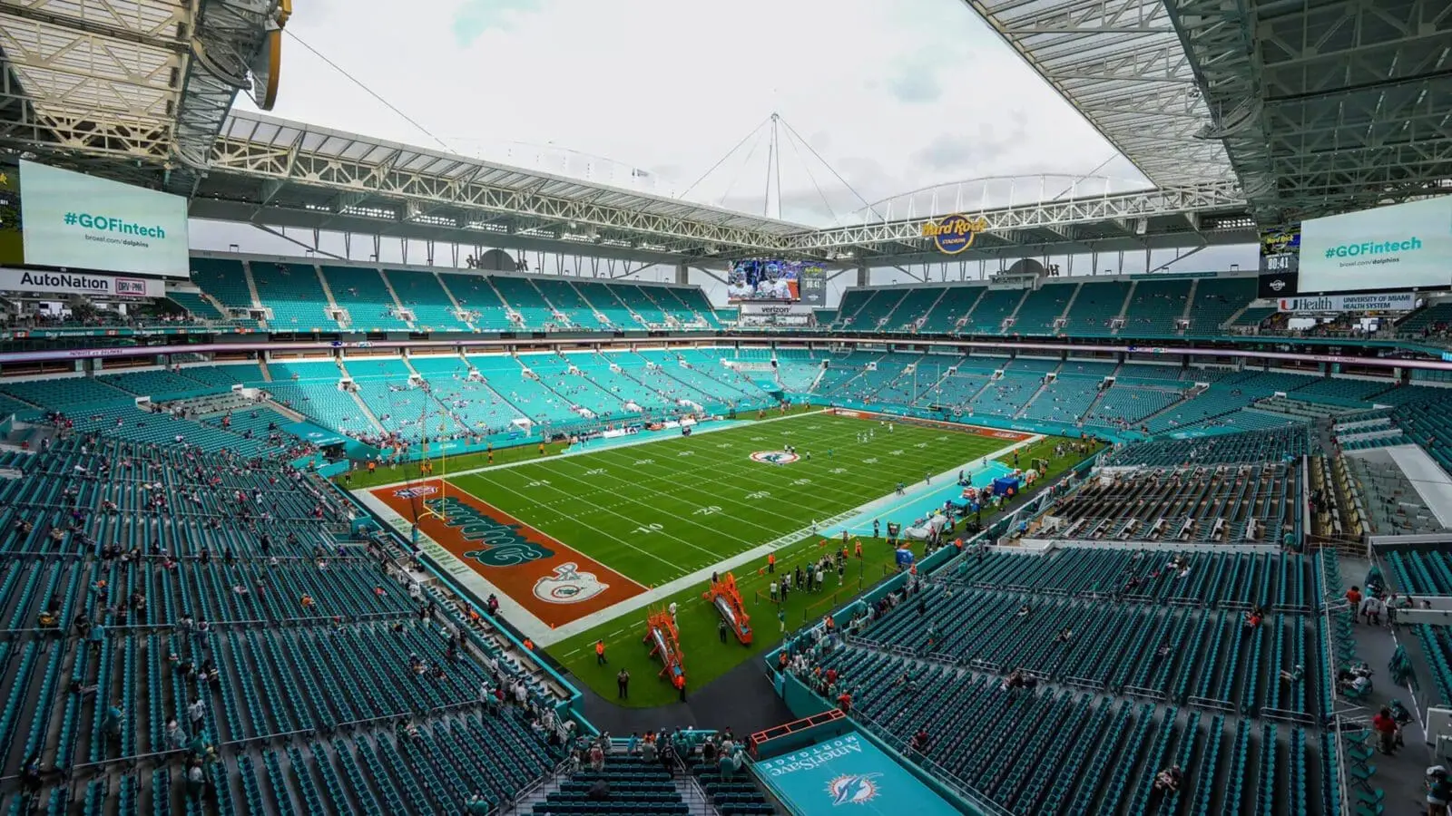 Hard rock stadium miami dolphins