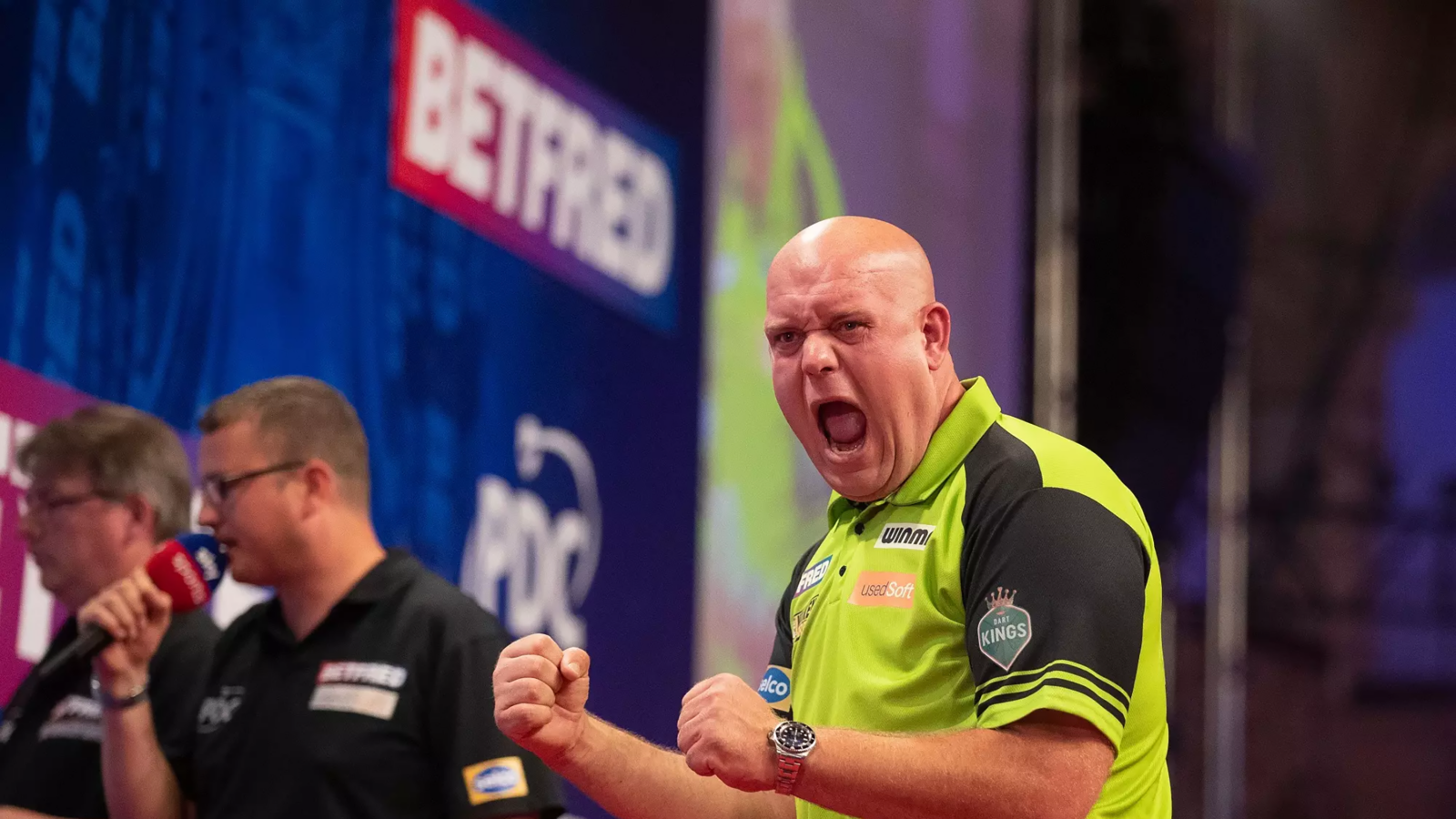Michael van gerwyn darts world matchplay