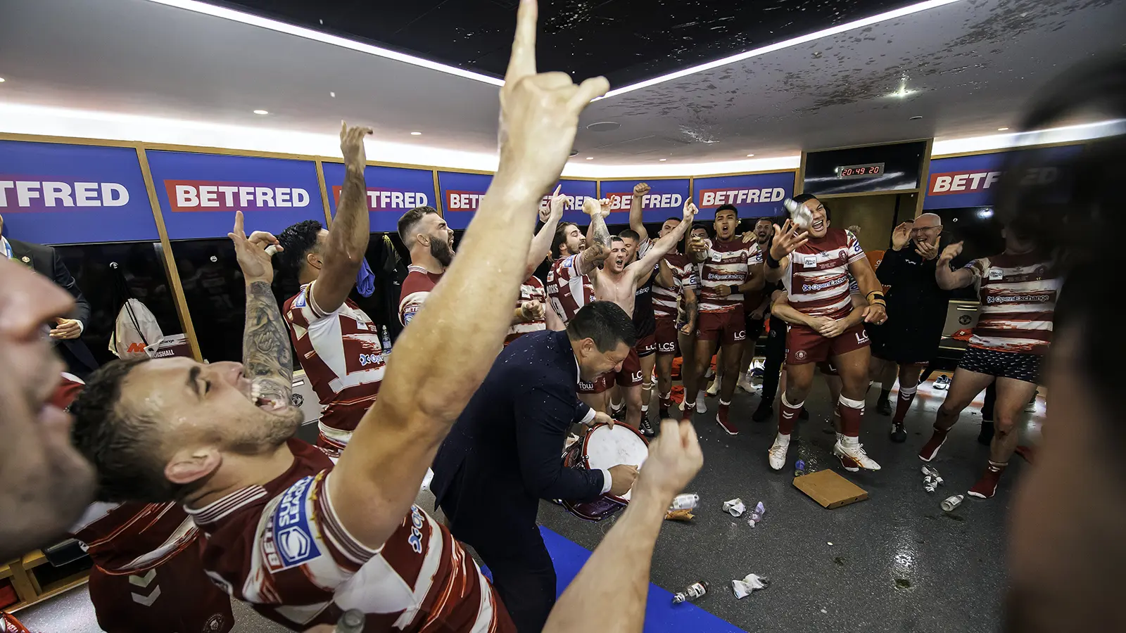 Wigan warriors v catalans dragons