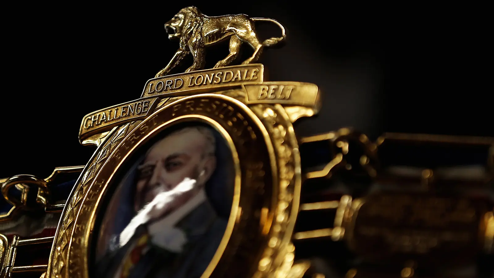 Lord lonsdale british boxing belt title