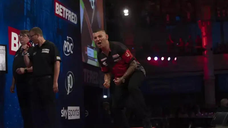 Nathan aspinall at the betfred world matchplay darts