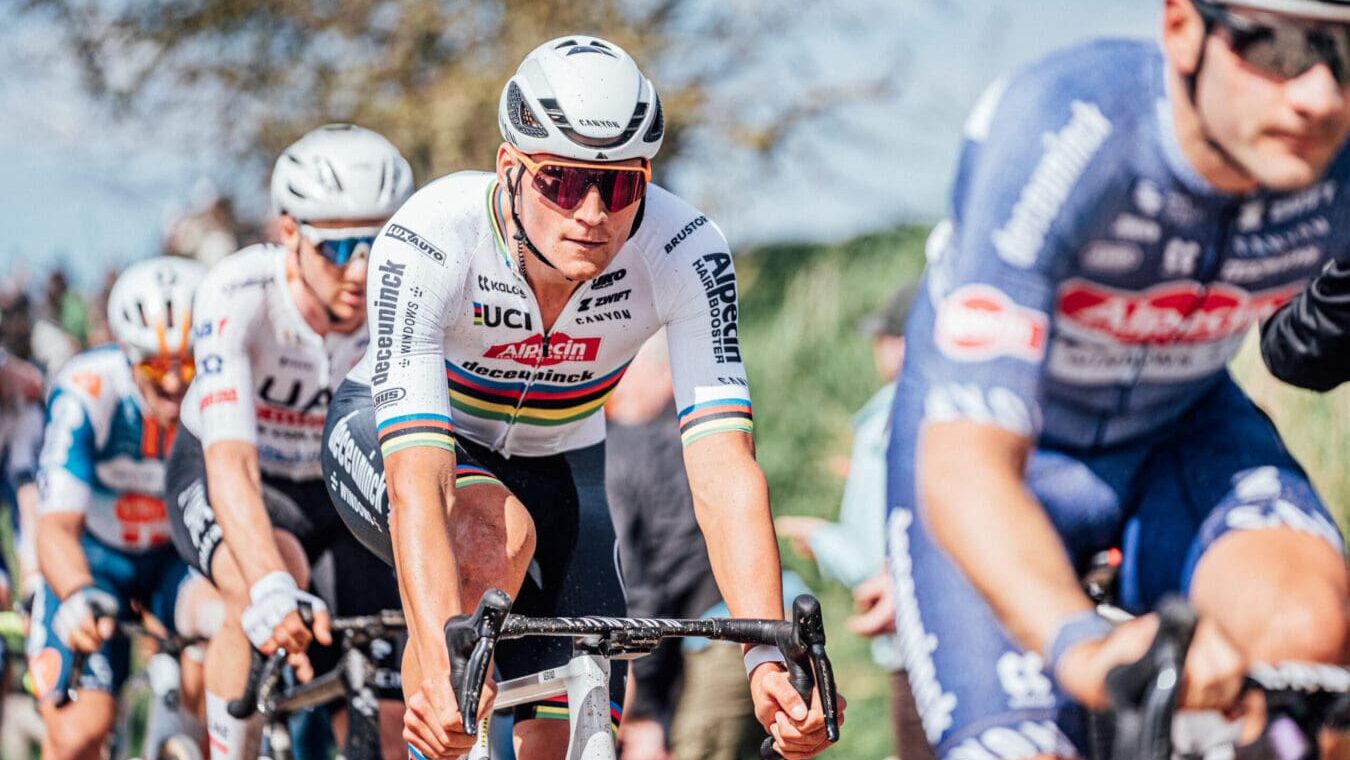 Mathieu van der poel 2024 paris roubaix