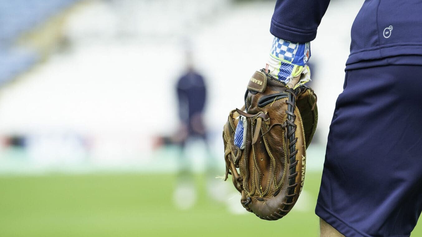 Baseball glove