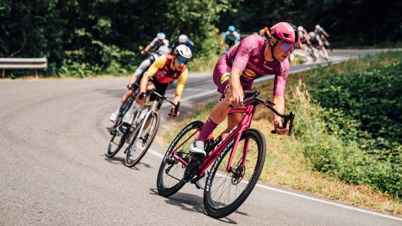 Mads pedersen giro d'italia 2025